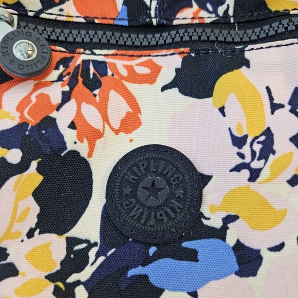 Kipling Wes Floral Crossbody Bag In Splashy Posies - Picture 4 of 15